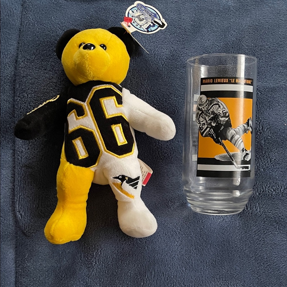 Mario Lemieux plush and glass